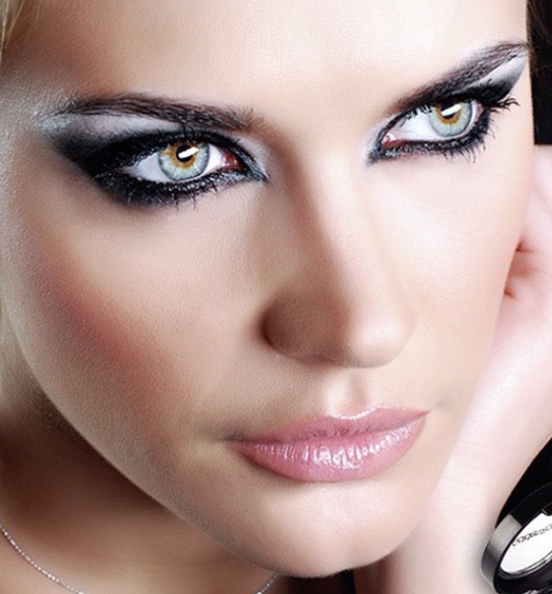 EYELINER